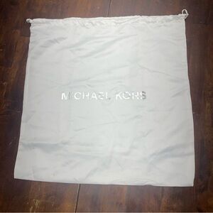 Michael Kors Duster Bag 18x18 Silver Logo Satin Drawstring Storage White